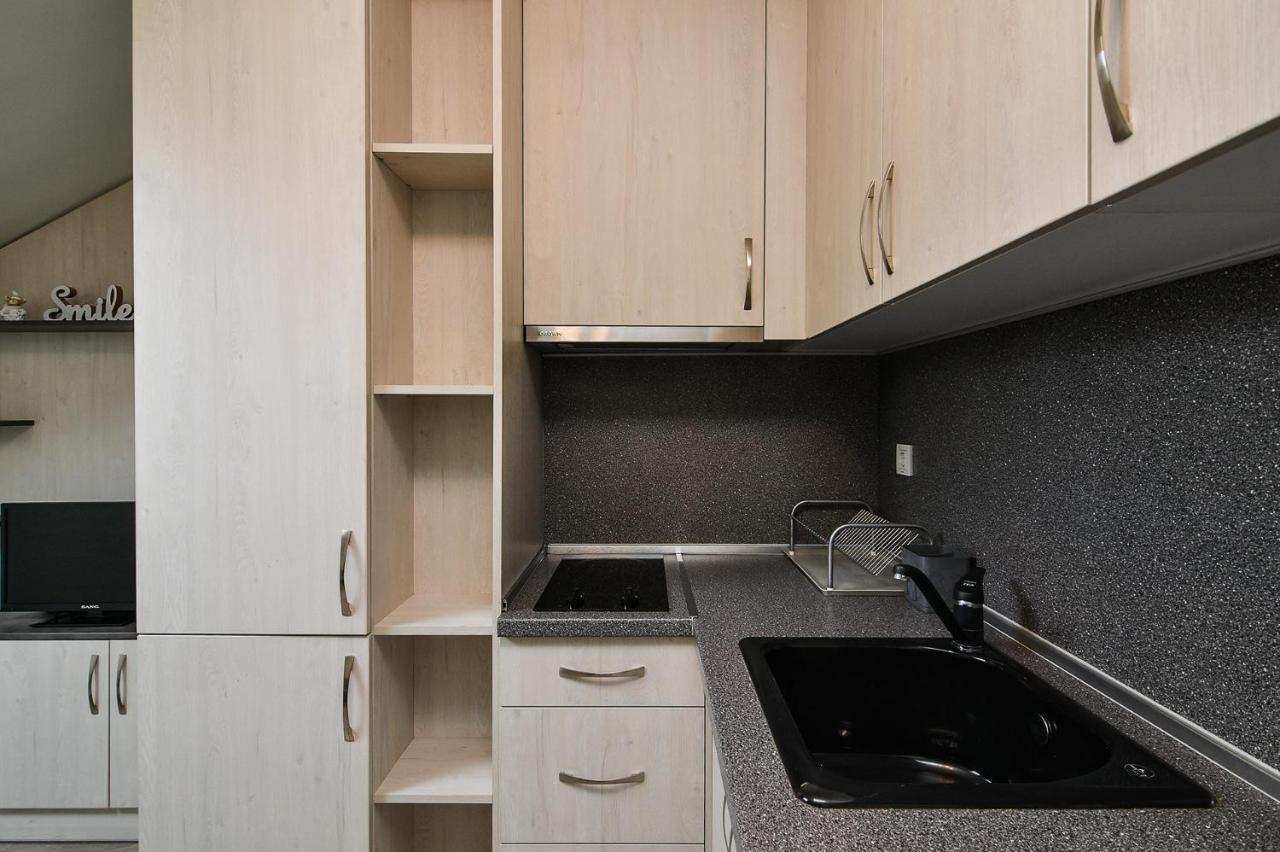 Small Studio On Budget In The Heart Of City Varna Exterior photo