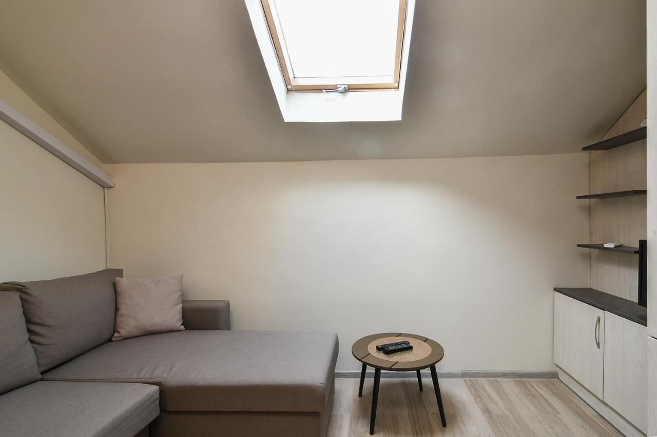 Small Studio On Budget In The Heart Of City Varna Exterior photo